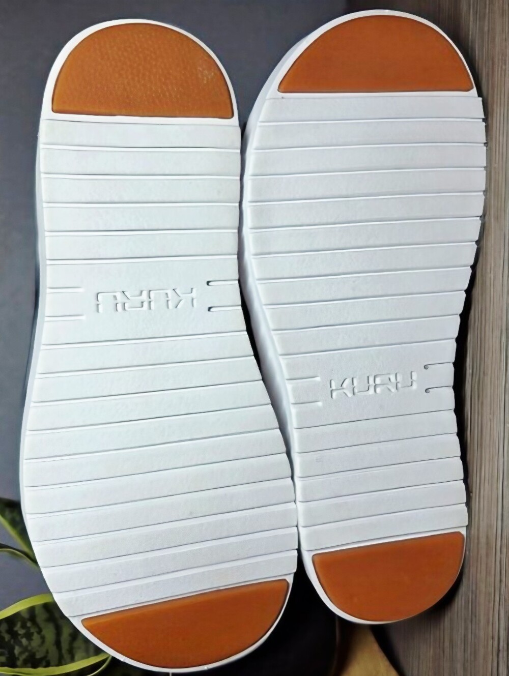 KURU Breeze Orthotic Sandals Women’s 7 Wide-Jet Black Leather Crisscross NEW!!! - Picture 9 of 13